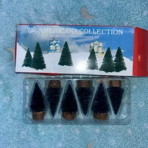 Miniature Holiday Trees Set - Green